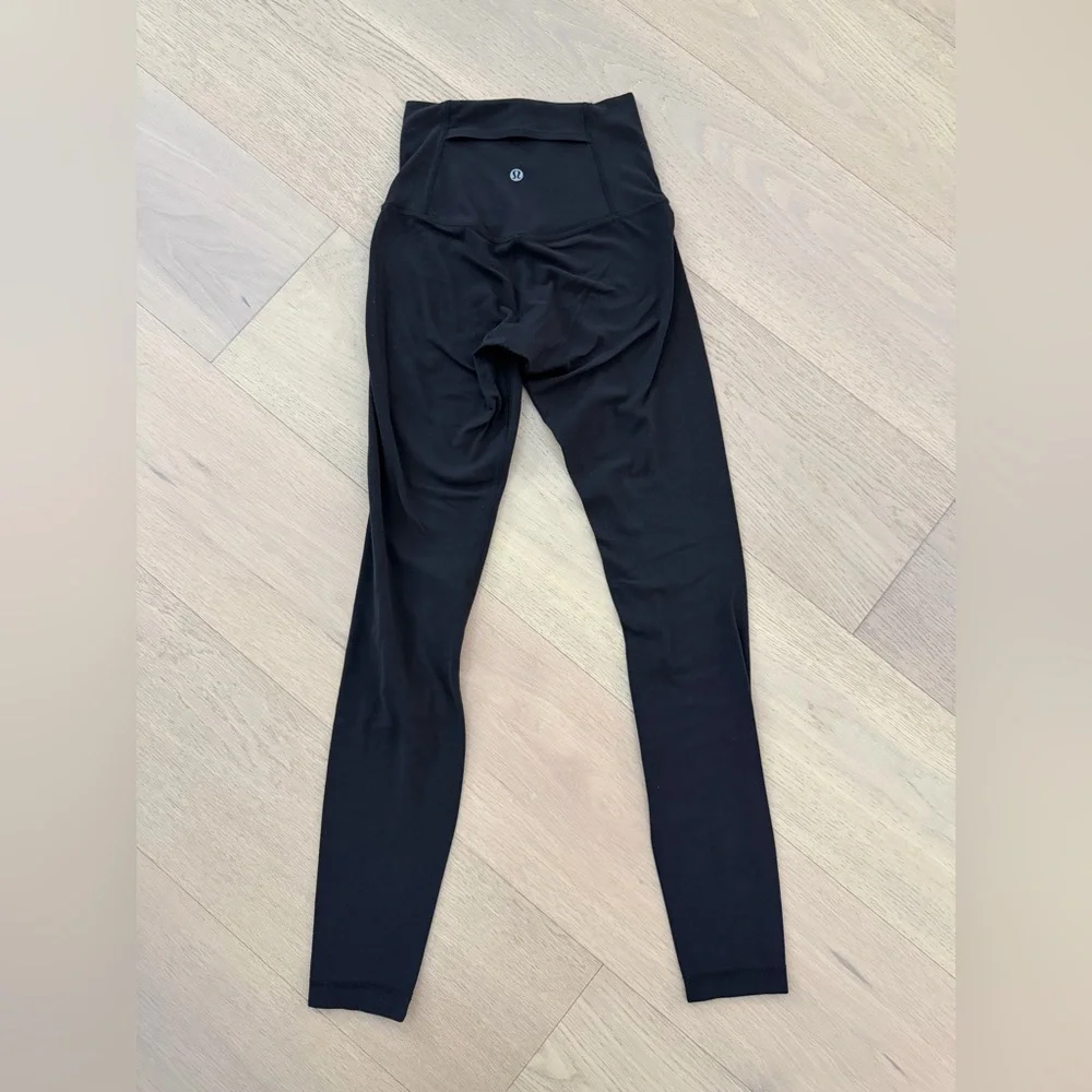 LULULEMON Align Super HR 25” Inseam- Black Size 2